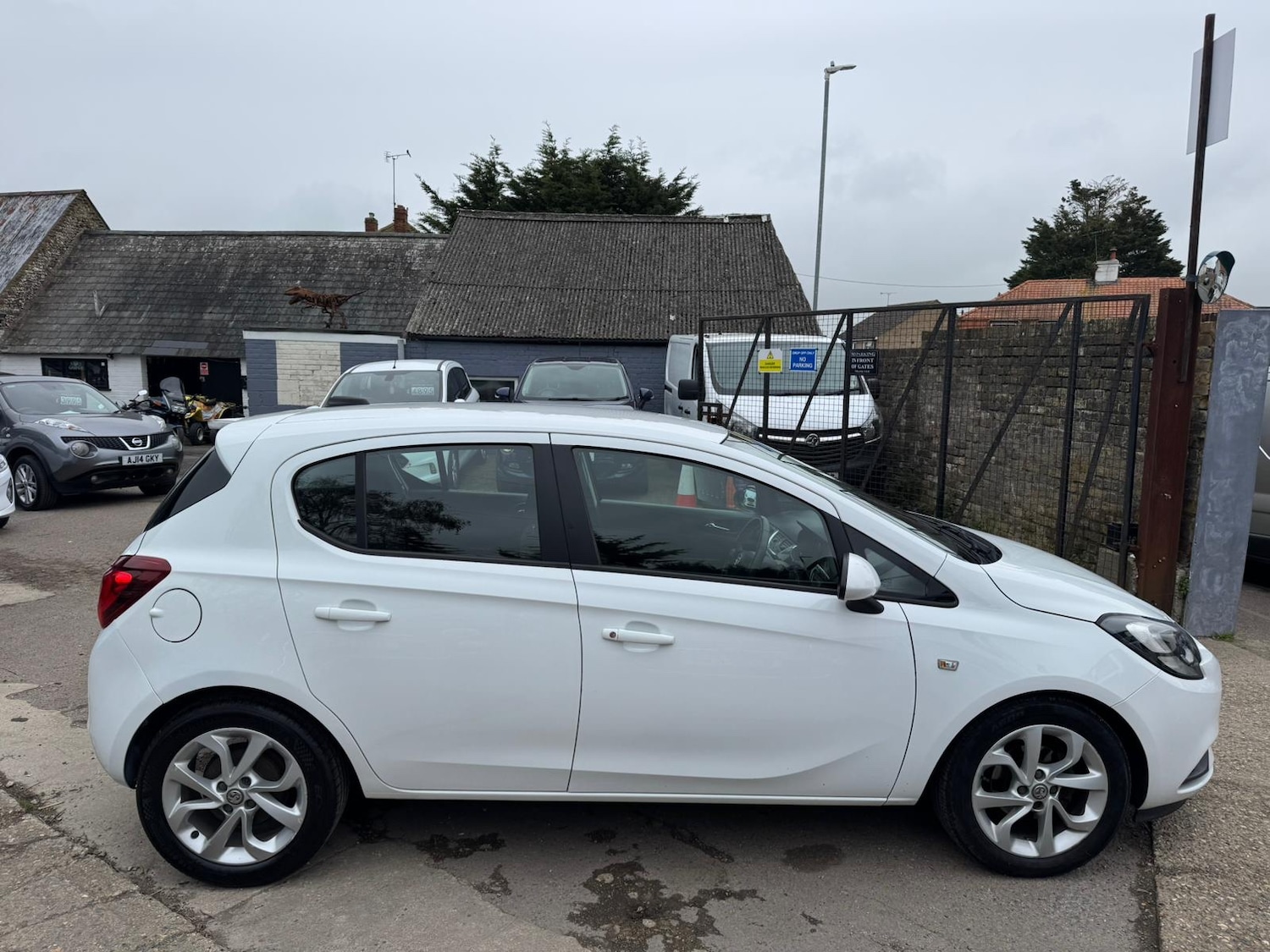 Used Vauxhall Corsa 2017 for sale - 78078555: Photo 5