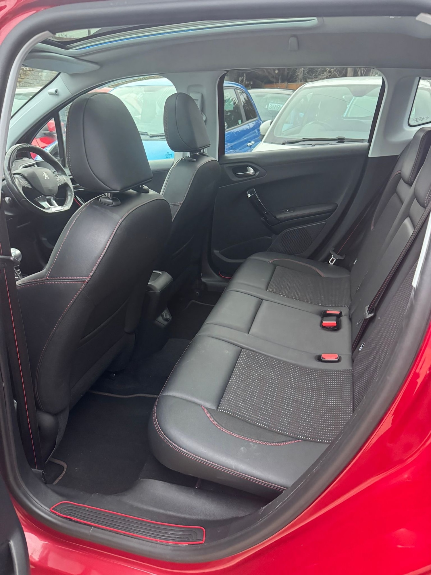 Used Peugeot 2008 2017 for sale - 76946954: Photo 13