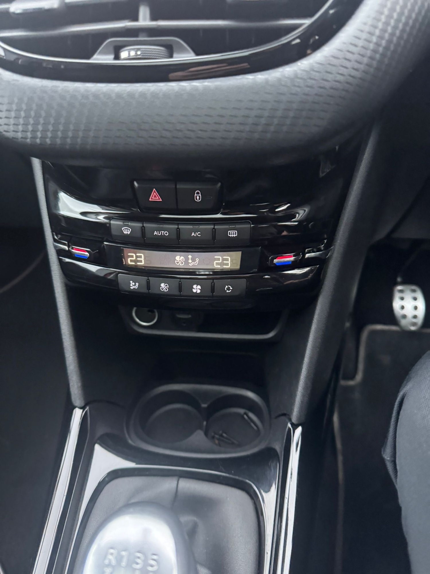 Used Peugeot 2008 2017 for sale - 76946954: Photo 17