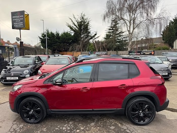 Used Peugeot 2008 2017 for sale - 76946954: Photo
