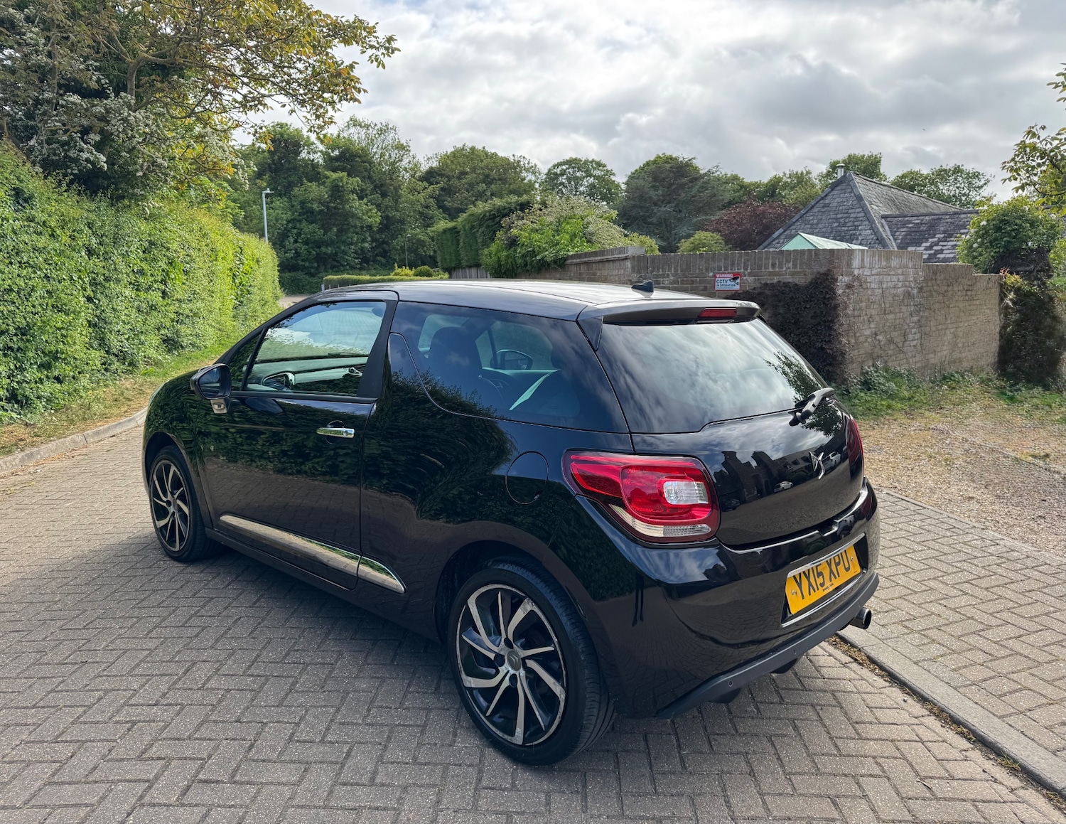 Used Citroen DS3 2015 for sale - 76374249: Photo 7