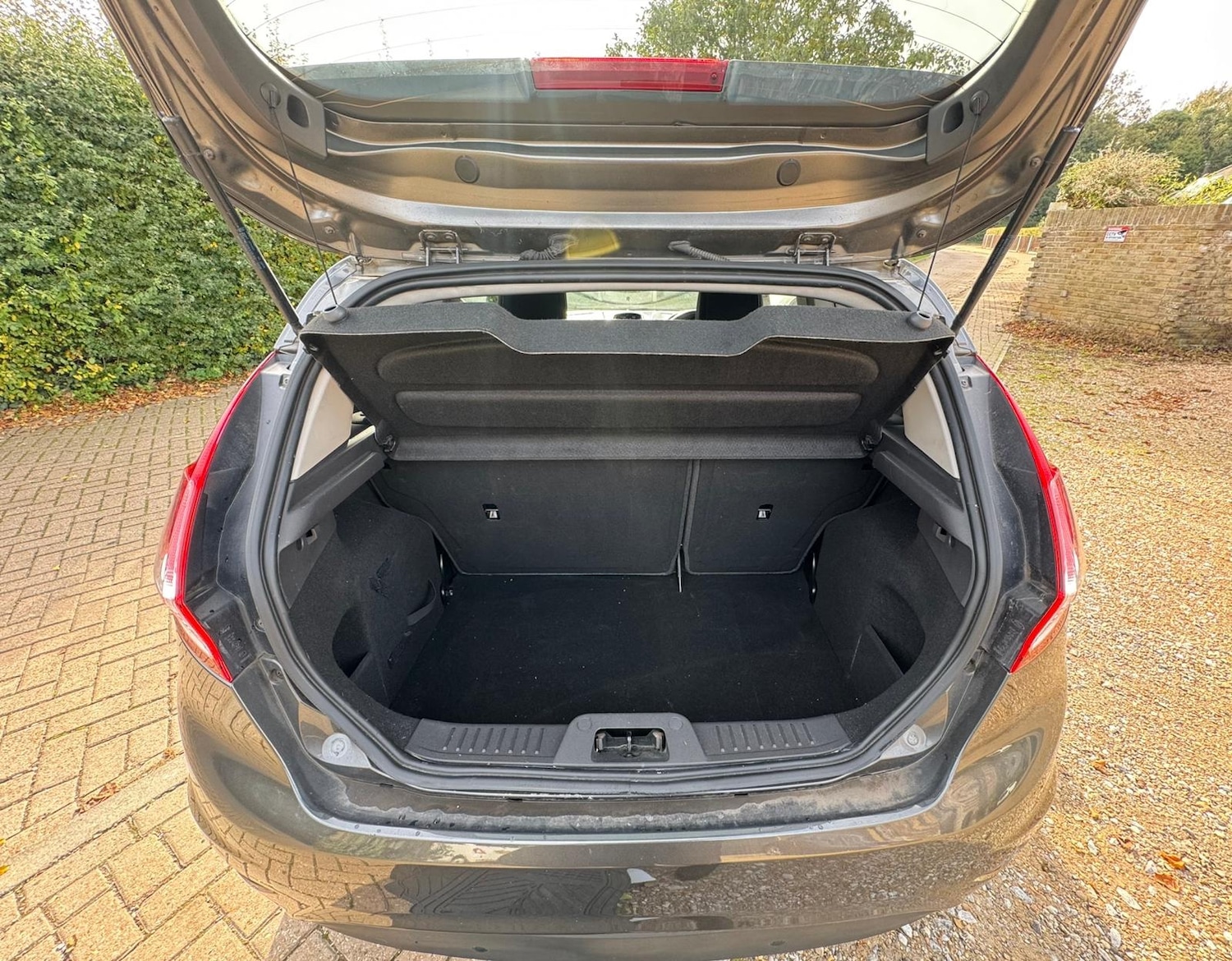 Used Ford Fiesta 2015 for sale - 76696759: Photo 9