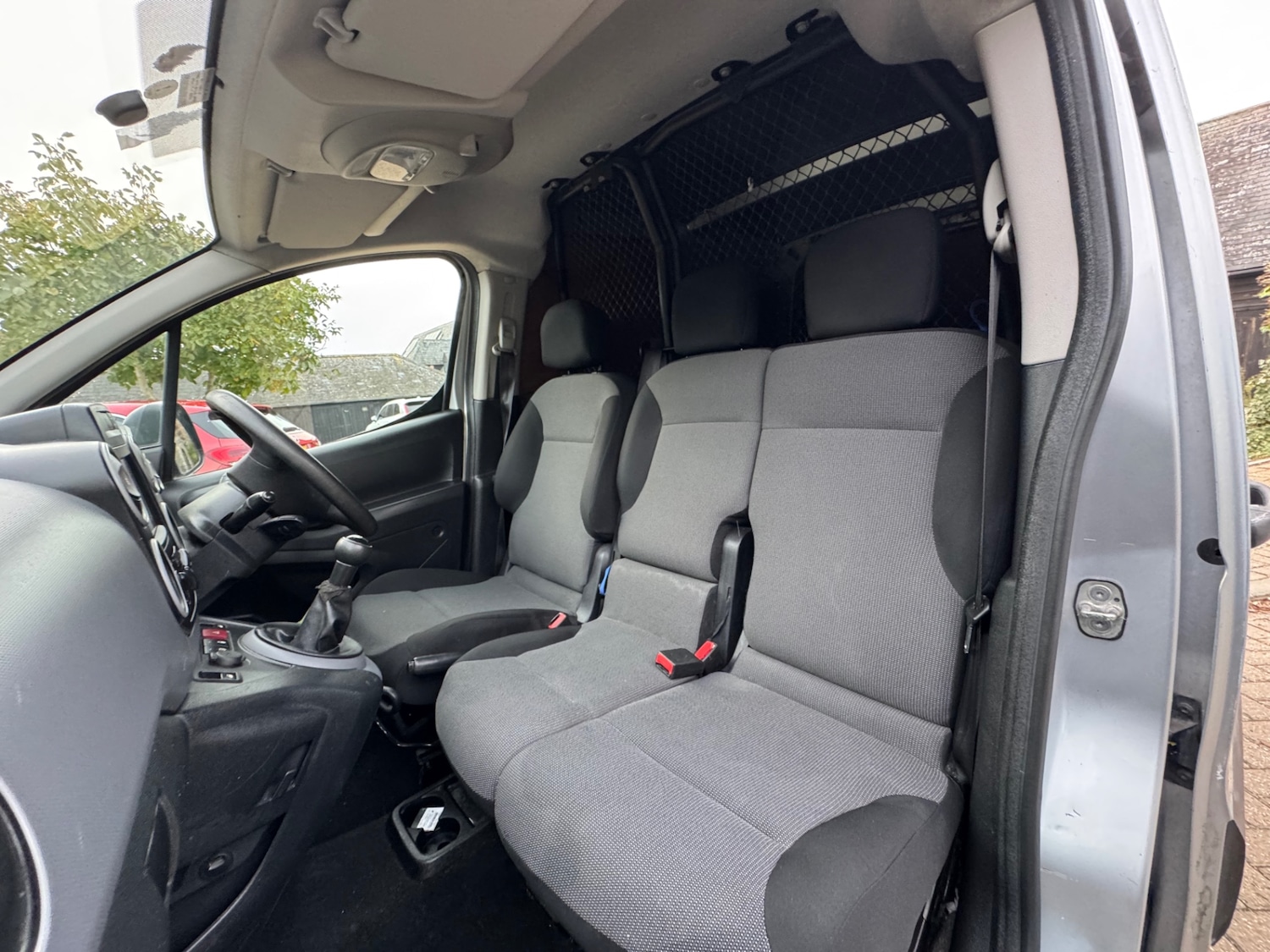 Used Peugeot Partner 2017 for sale - 77084339: Photo 15