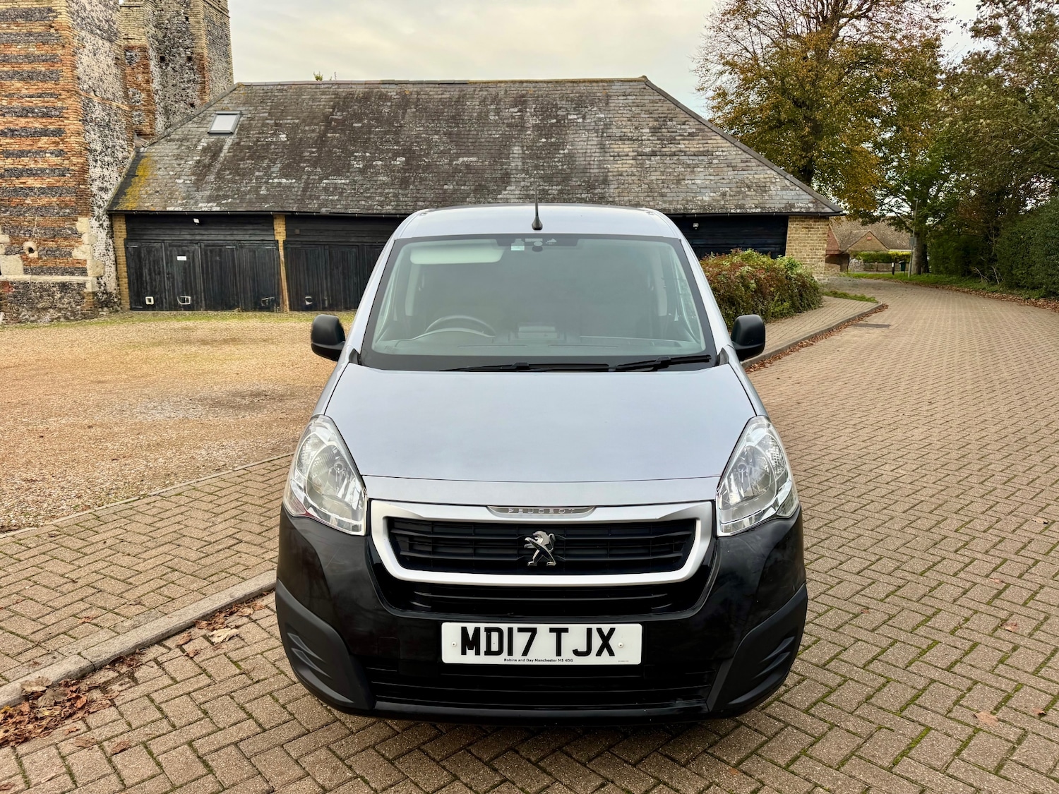 Used Peugeot Partner 2017 for sale - 77084339: Photo 3
