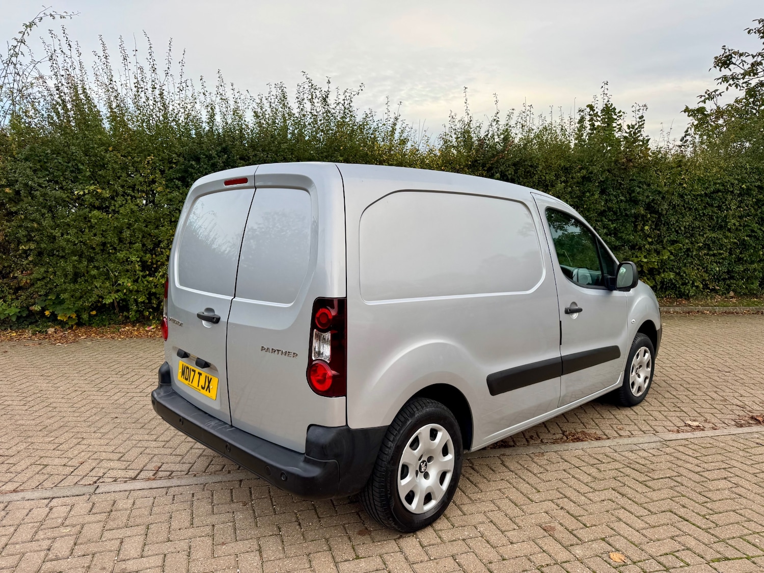 Used Peugeot Partner 2017 for sale - 77084339: Photo 6