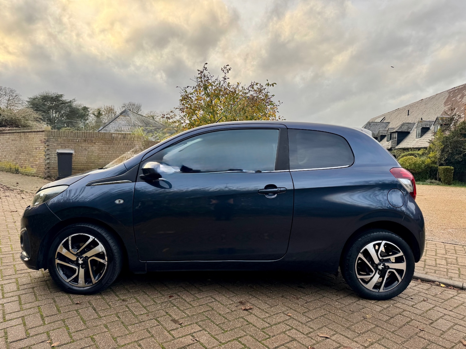 Used Peugeot 108 2015 for sale - 76578438: Photo 8