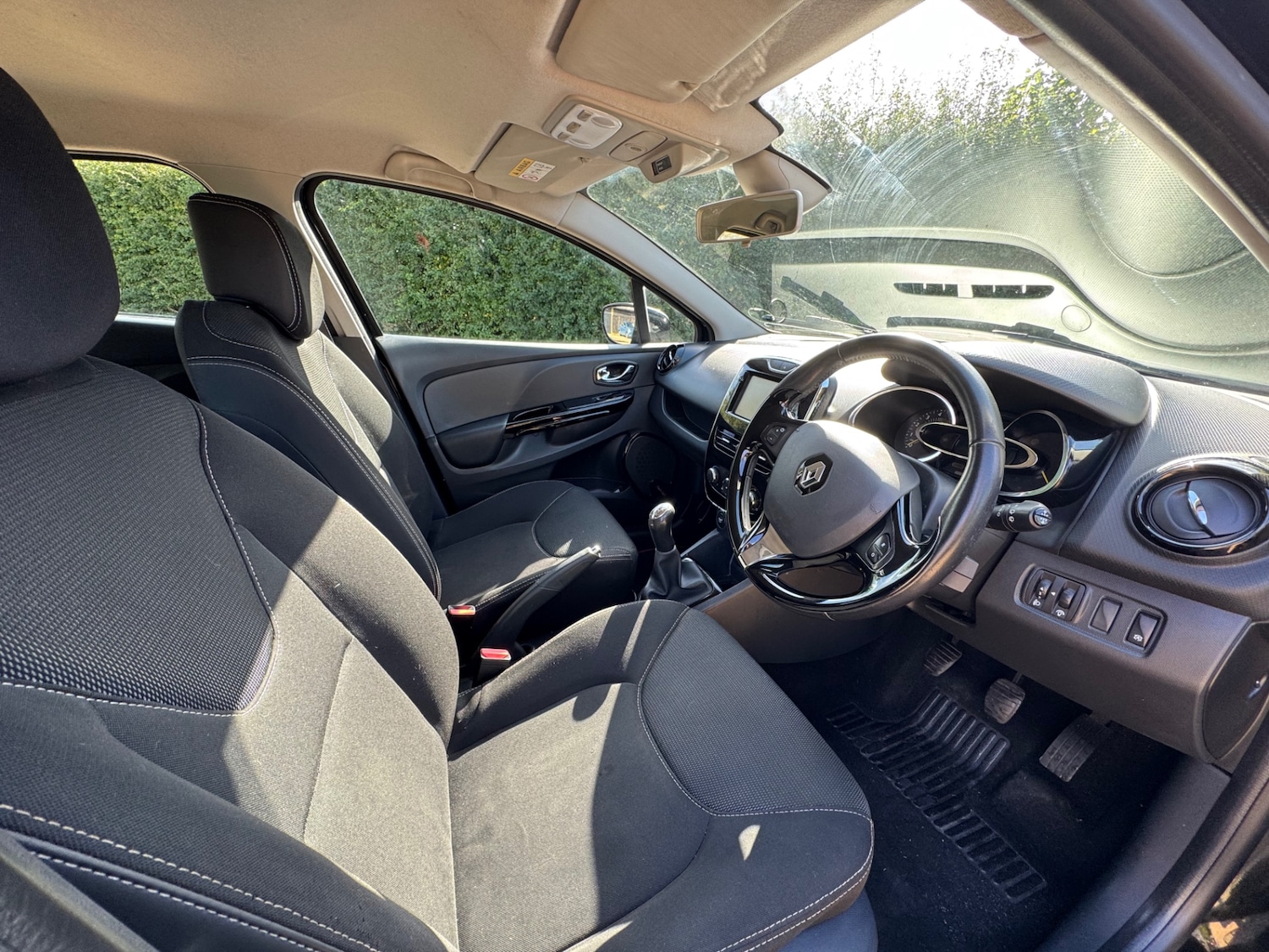 Used Renault Clio 2014 for sale - 77065881: Photo 10