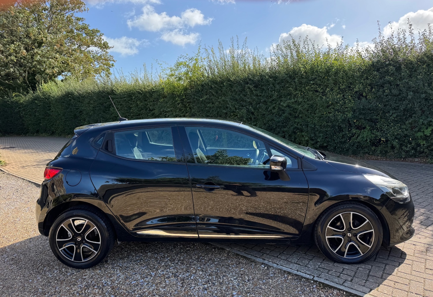 Used Renault Clio 2014 for sale - 77065881: Photo 5