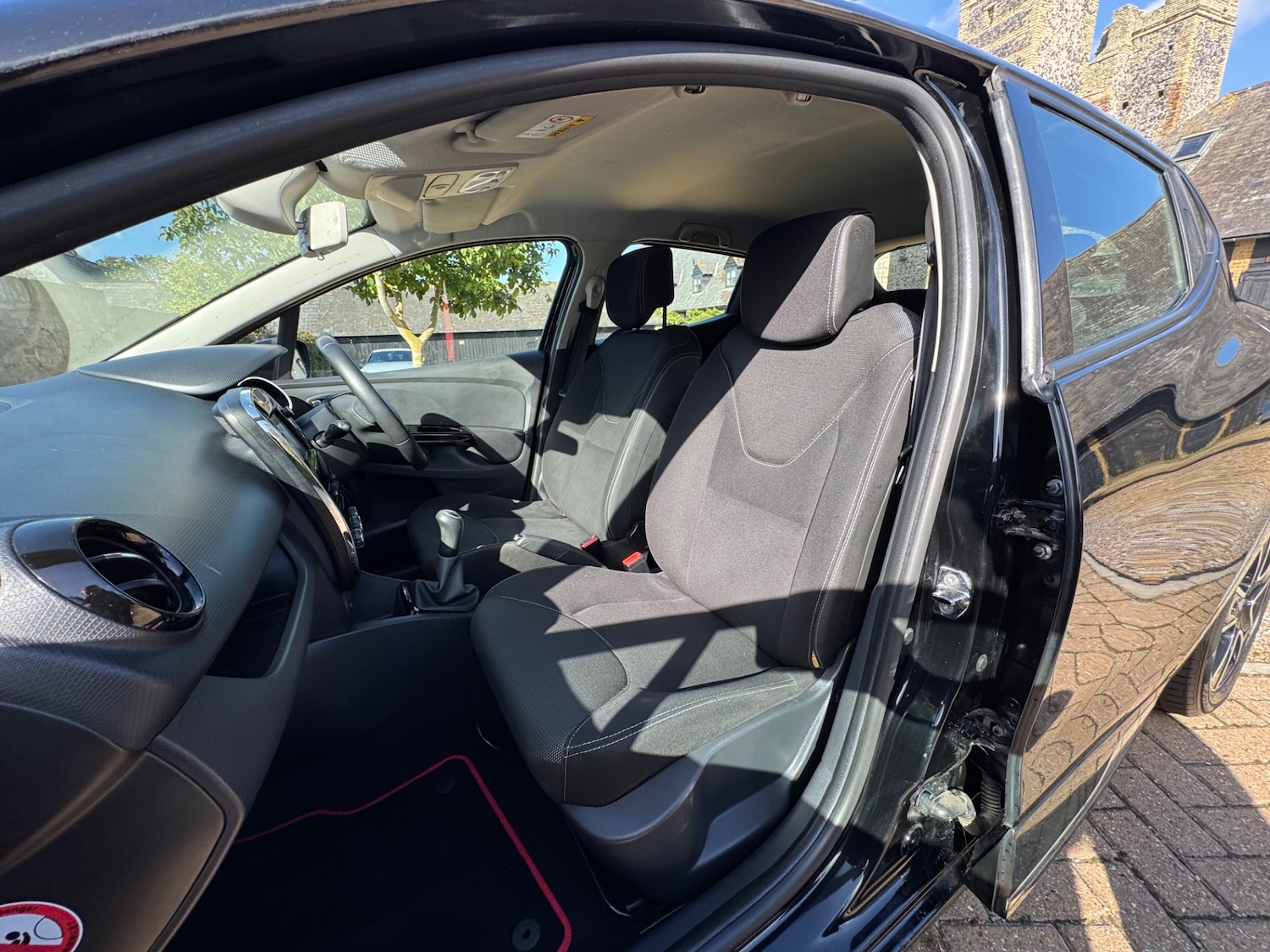 Used Renault Clio 2014 for sale - 77065881: Photo 9