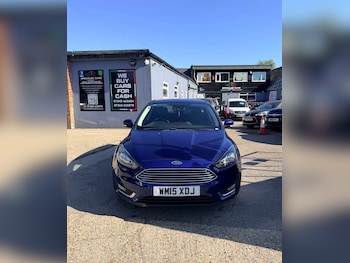 Used Ford Focus 2015 for sale - 78365111: Photo