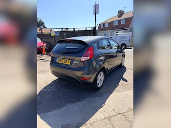 Used Ford Fiesta 2017 for sale - 79140258: Photo