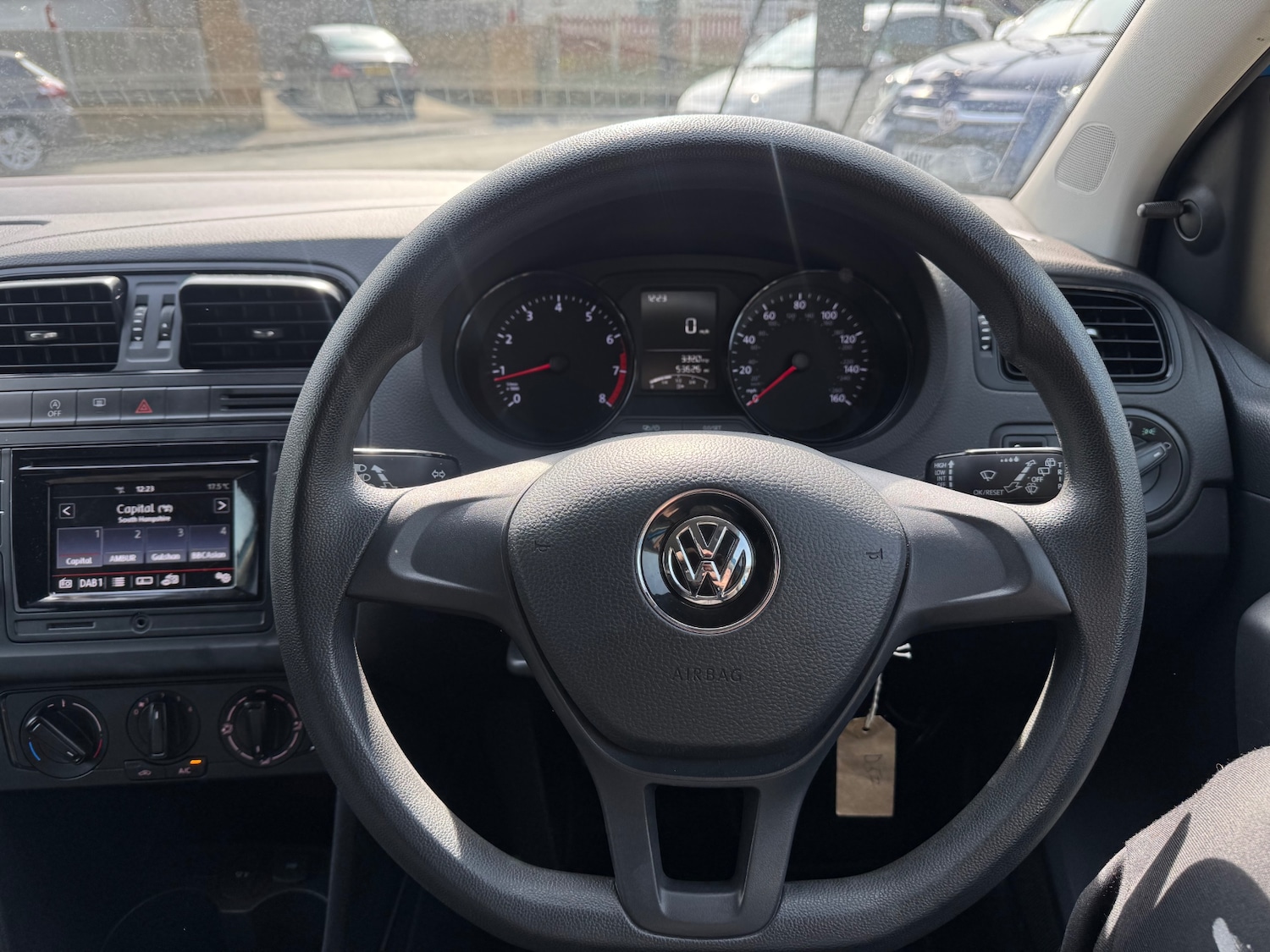 Used Volkswagen Polo 2016 for sale - 77981957: Photo 14