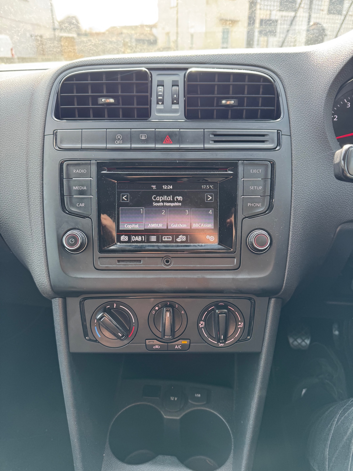 Used Volkswagen Polo 2016 for sale - 77981957: Photo 15