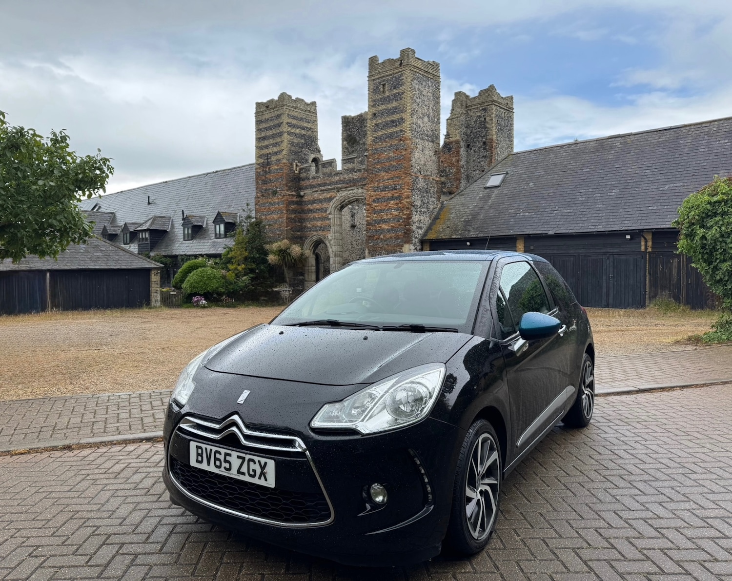 Used DS Automobiles DS 3 2016 for sale - 76165402: Photo 1