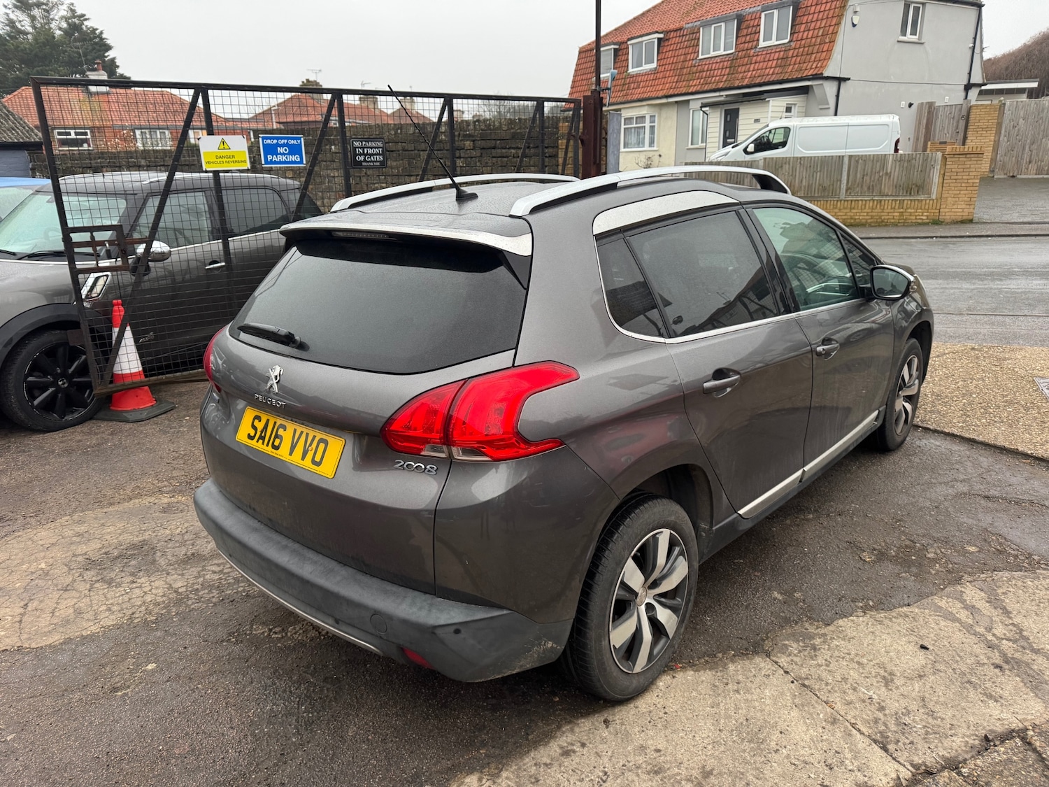 Used Peugeot 2008 2016 for sale - 77694577: Photo 6
