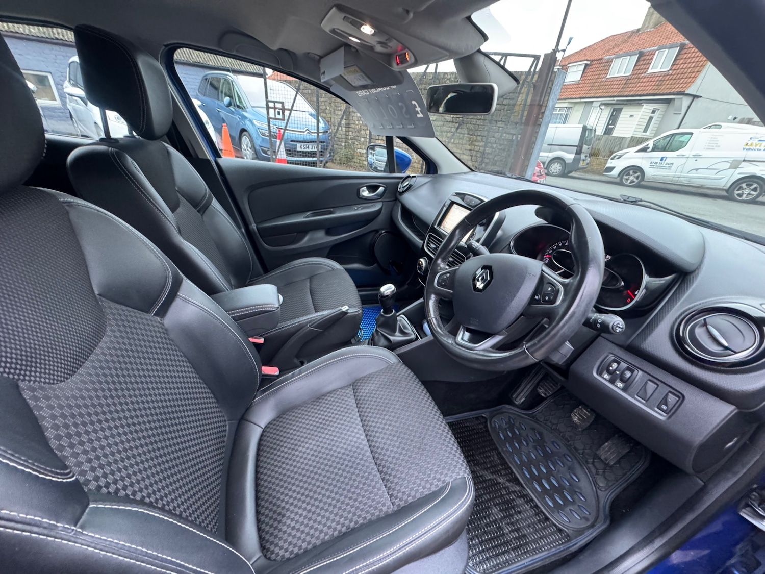 Used Renault Clio 2017 for sale - 77504141: Photo 13