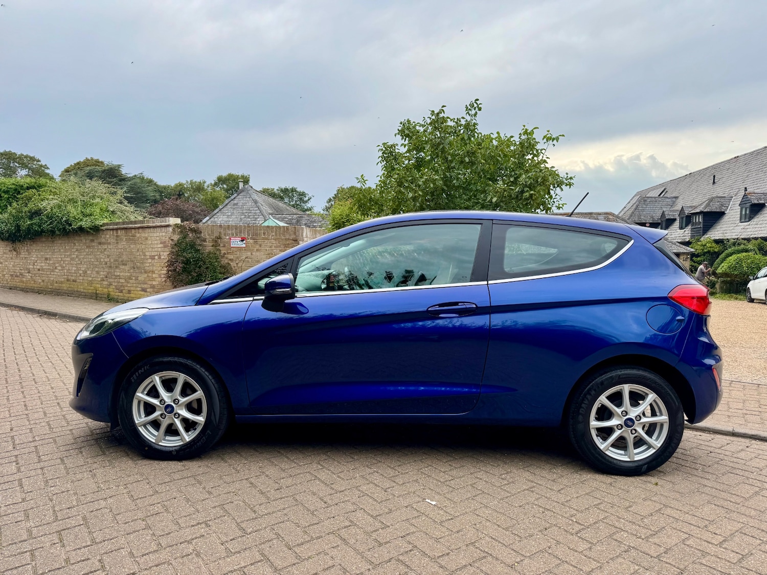 Used Ford Fiesta 2017 for sale - 76379859: Photo 2