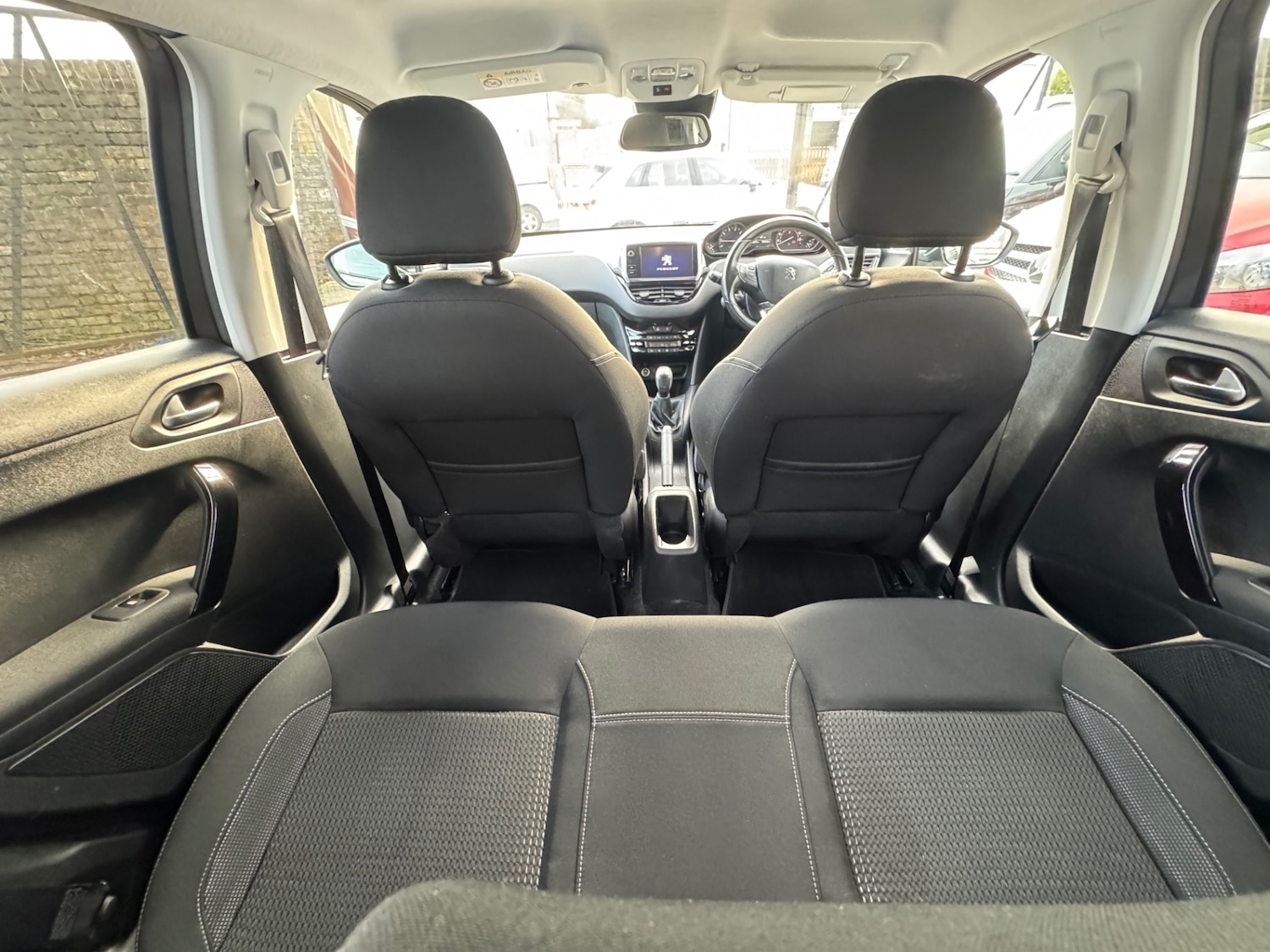 Used Peugeot 208 2018 for sale - 76984275: Photo 10