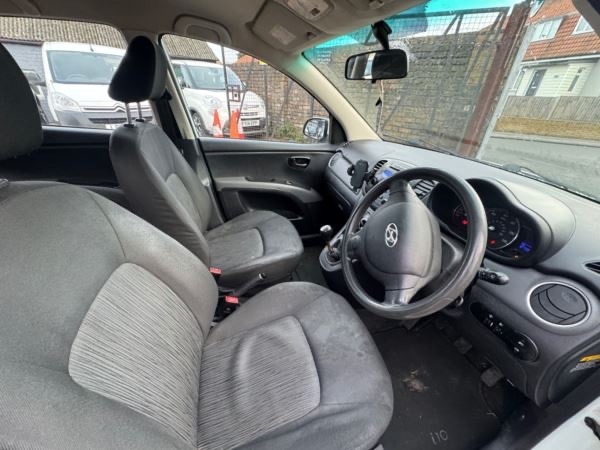 Used Hyundai i10 2012 for sale - 77339286: Photo 10