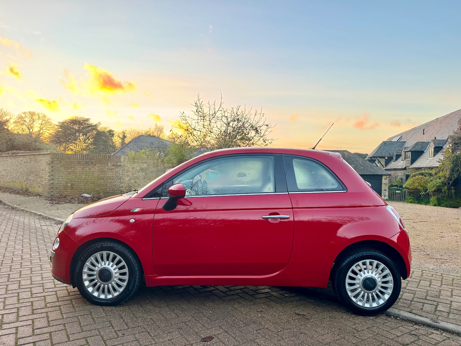 Used Fiat 500 2010 for sale - 76751970: Photo 2