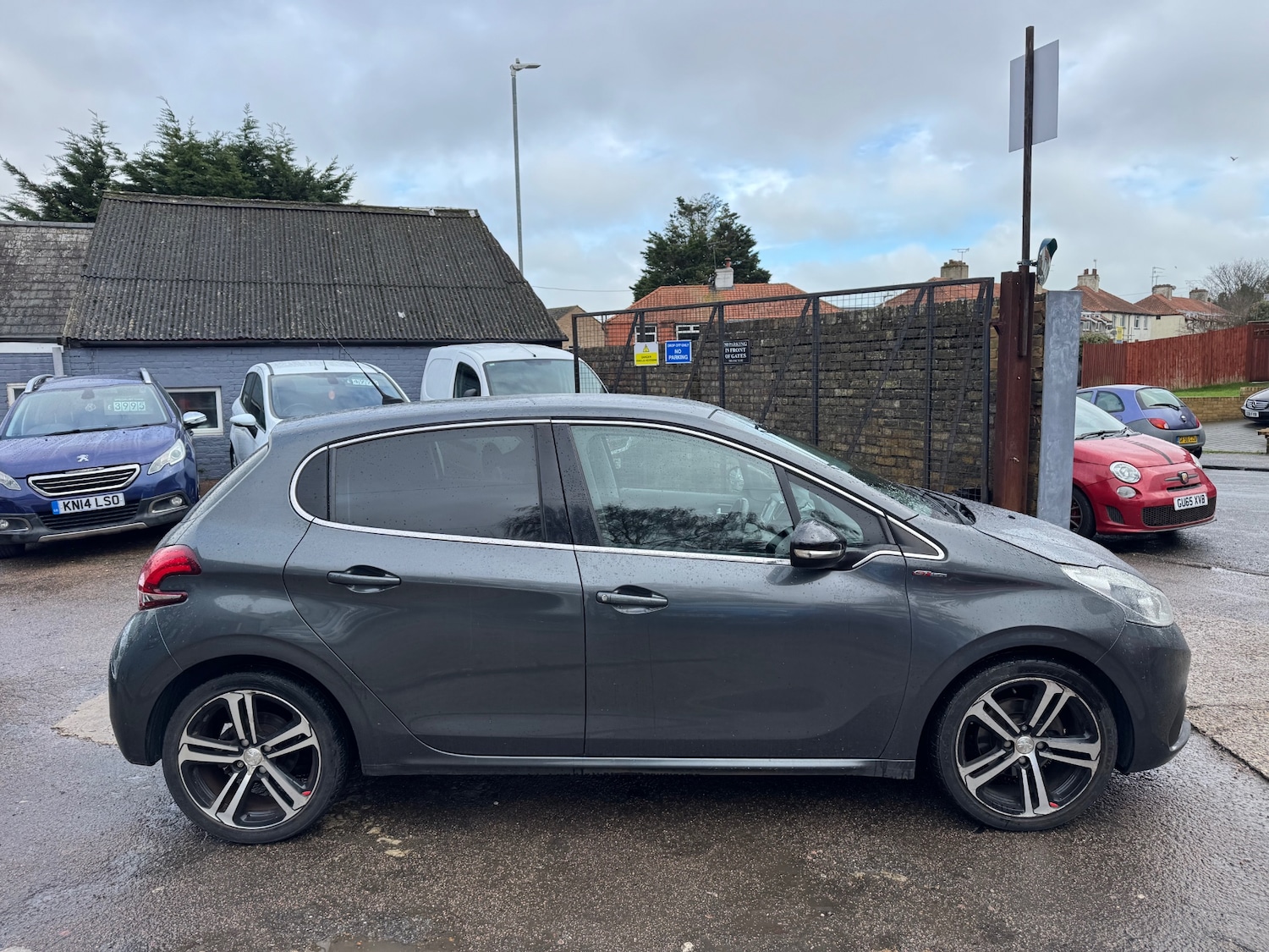 Used Peugeot 208 2016 for sale - 77485497: Photo 5