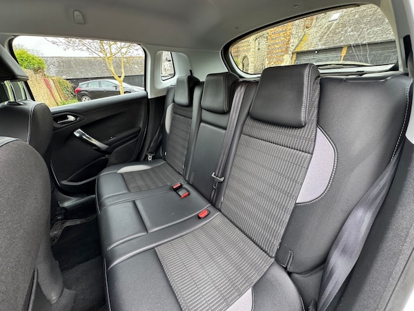 Used Peugeot 2008 2016 for sale - 76263026: Photo 14