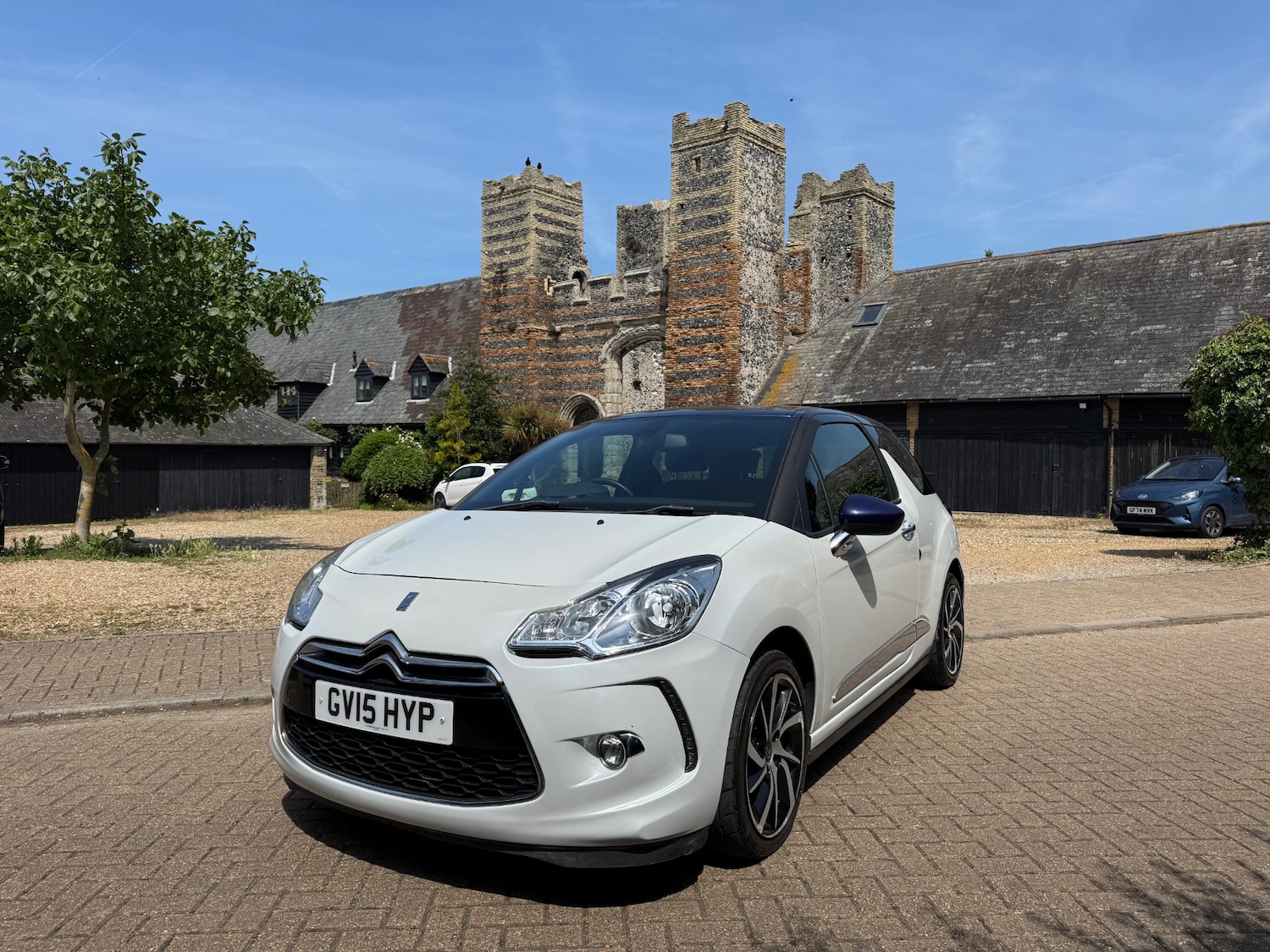 Used Citroen DS3 2015 for sale - 76839980: Photo 1