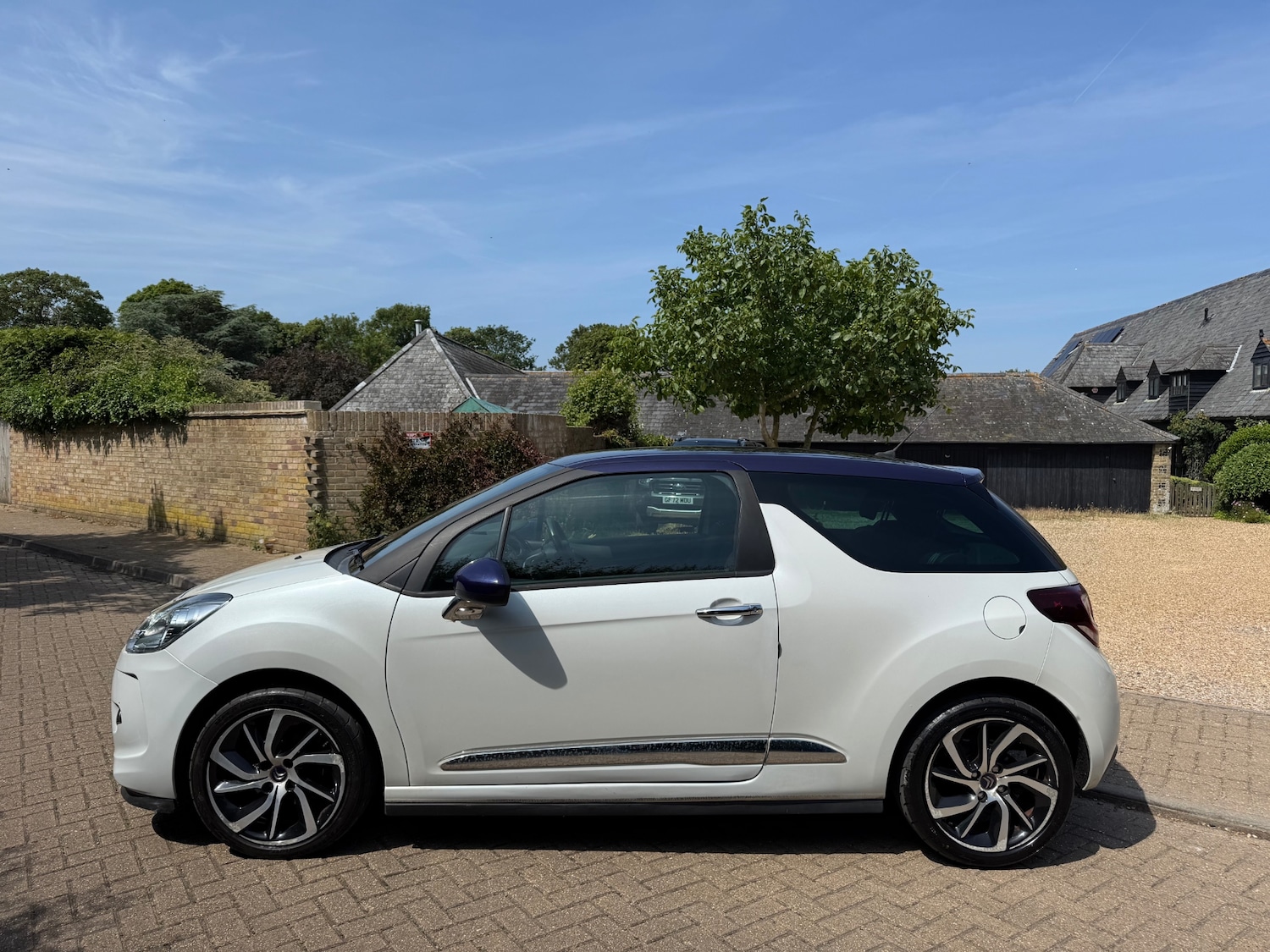 Used Citroen DS3 2015 for sale - 76839980: Photo 4