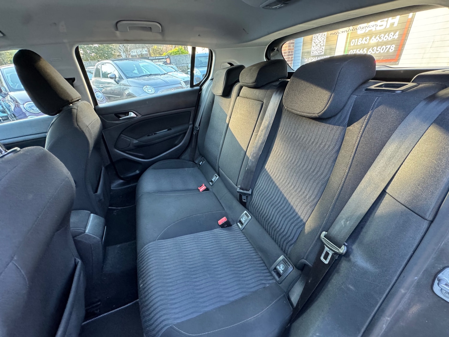 Used Peugeot 308 2015 for sale - 78057499: Photo 14