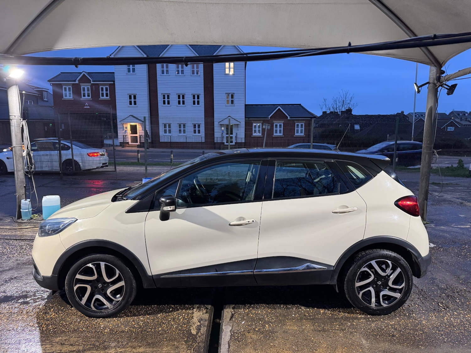 Used Renault Captur 2014 for sale - 77864514: Photo 8