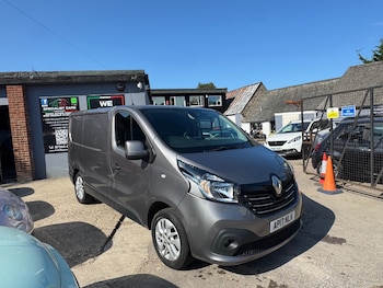 Used Renault Trafic 2017 for sale - 79266323: Photo