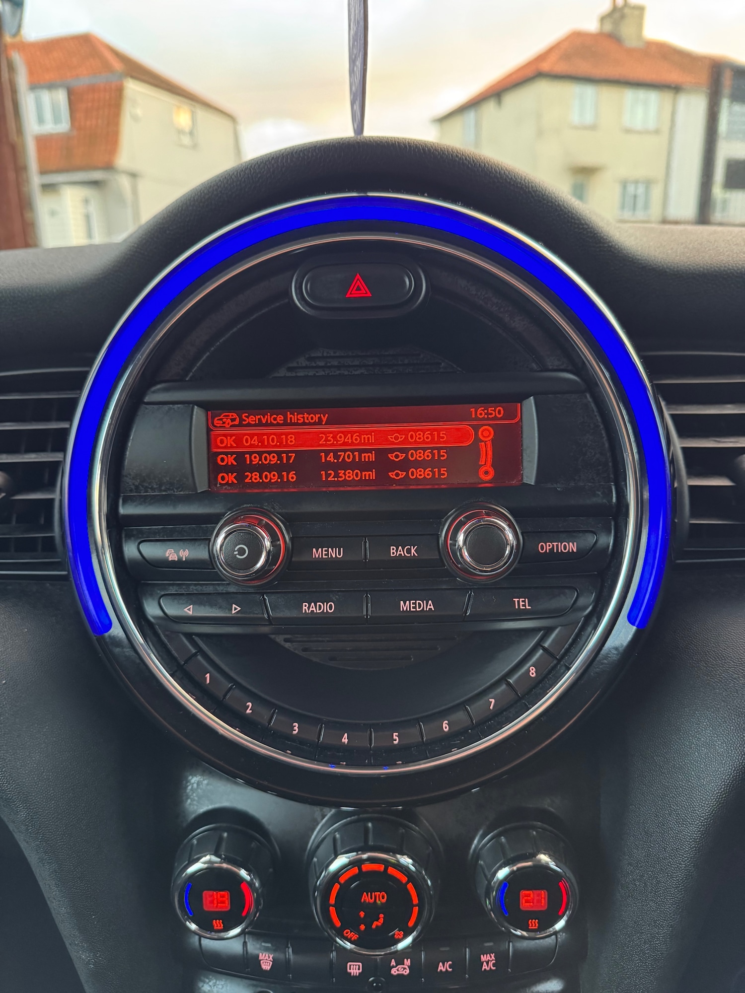 Used MINI Hatch 2014 for sale - 76602853: Photo 16