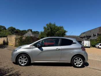 Used Peugeot 208 2015 for sale - 75130633: Photo