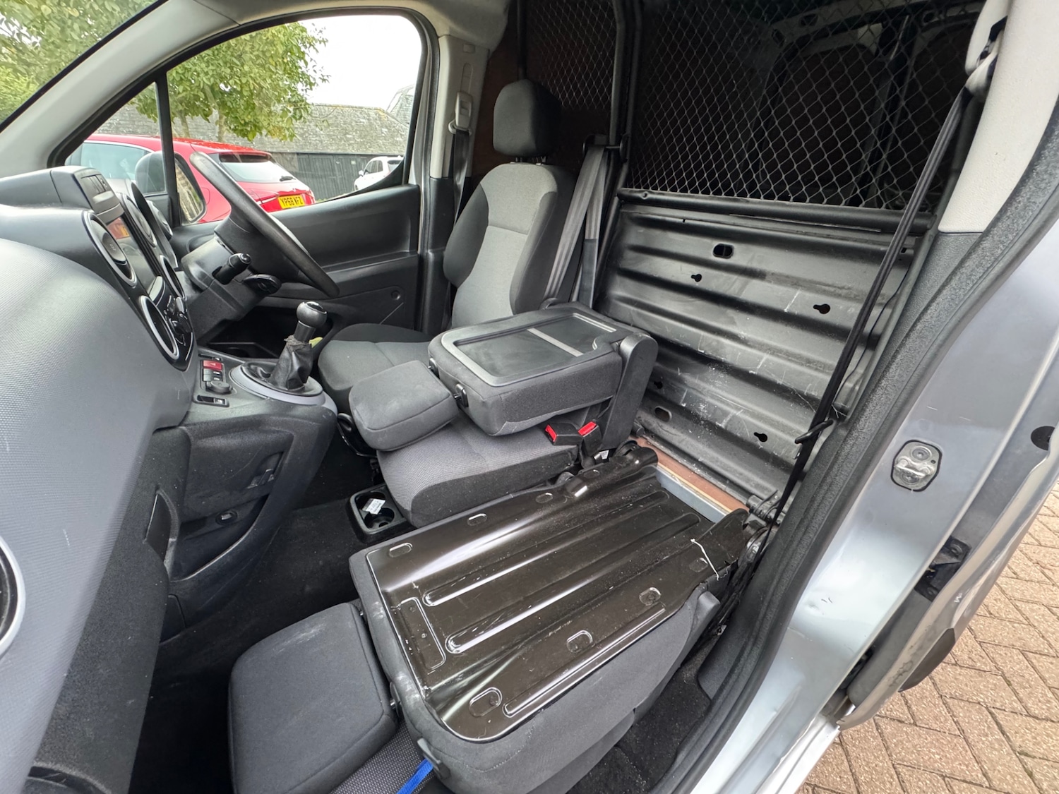 Used Peugeot Partner 2017 for sale - 76380474: Photo 12
