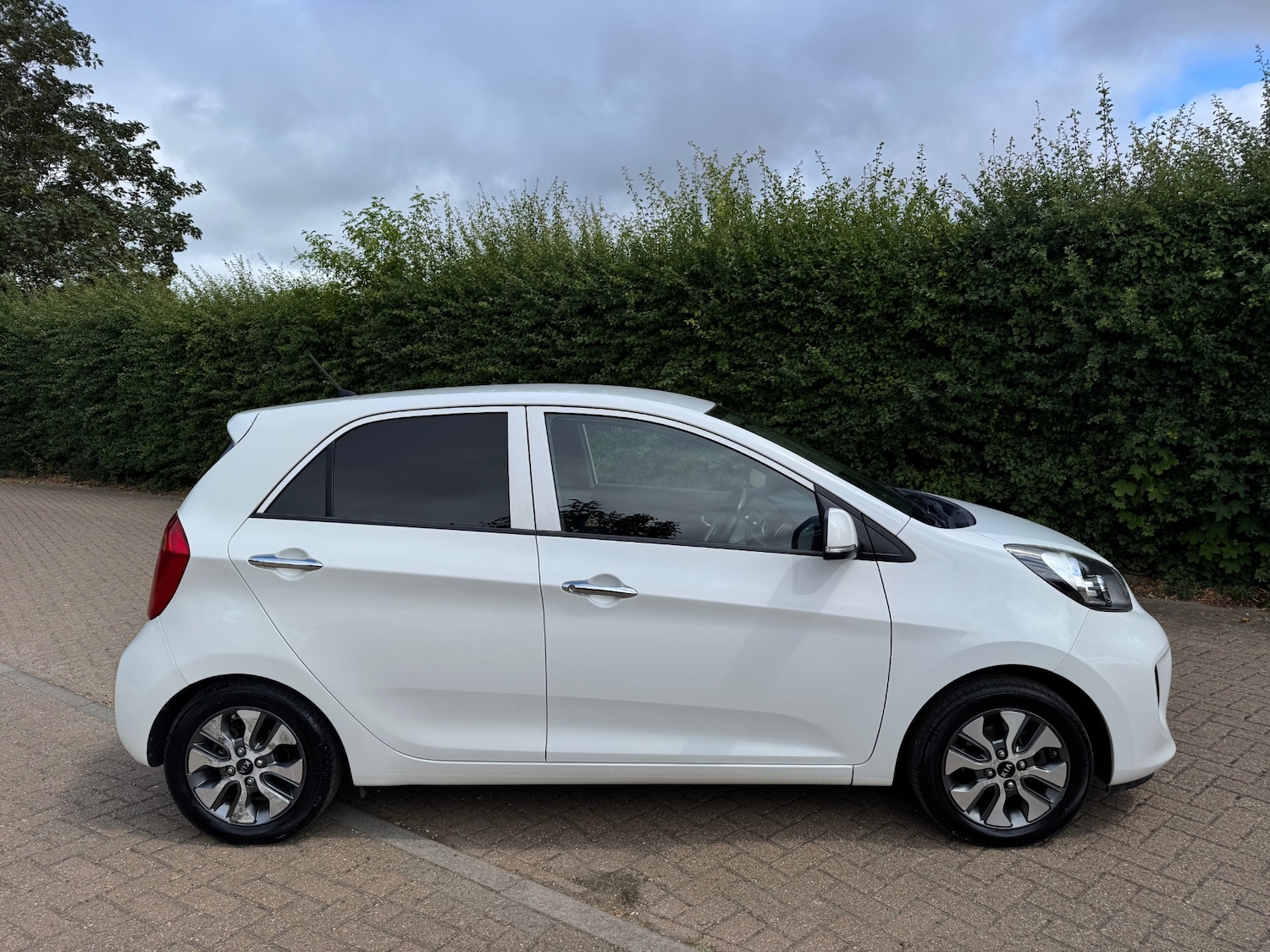 Used Kia Picanto 2016 for sale - 76379602: Photo 5