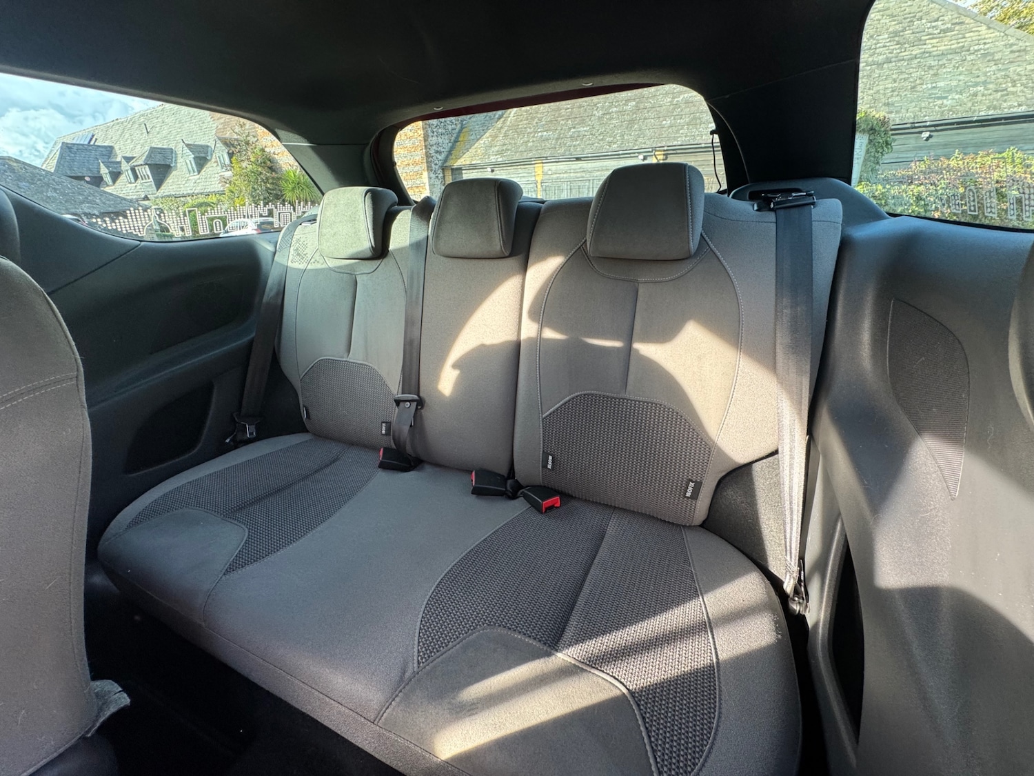 Used Citroen DS3 2015 for sale - 76346186: Photo 14