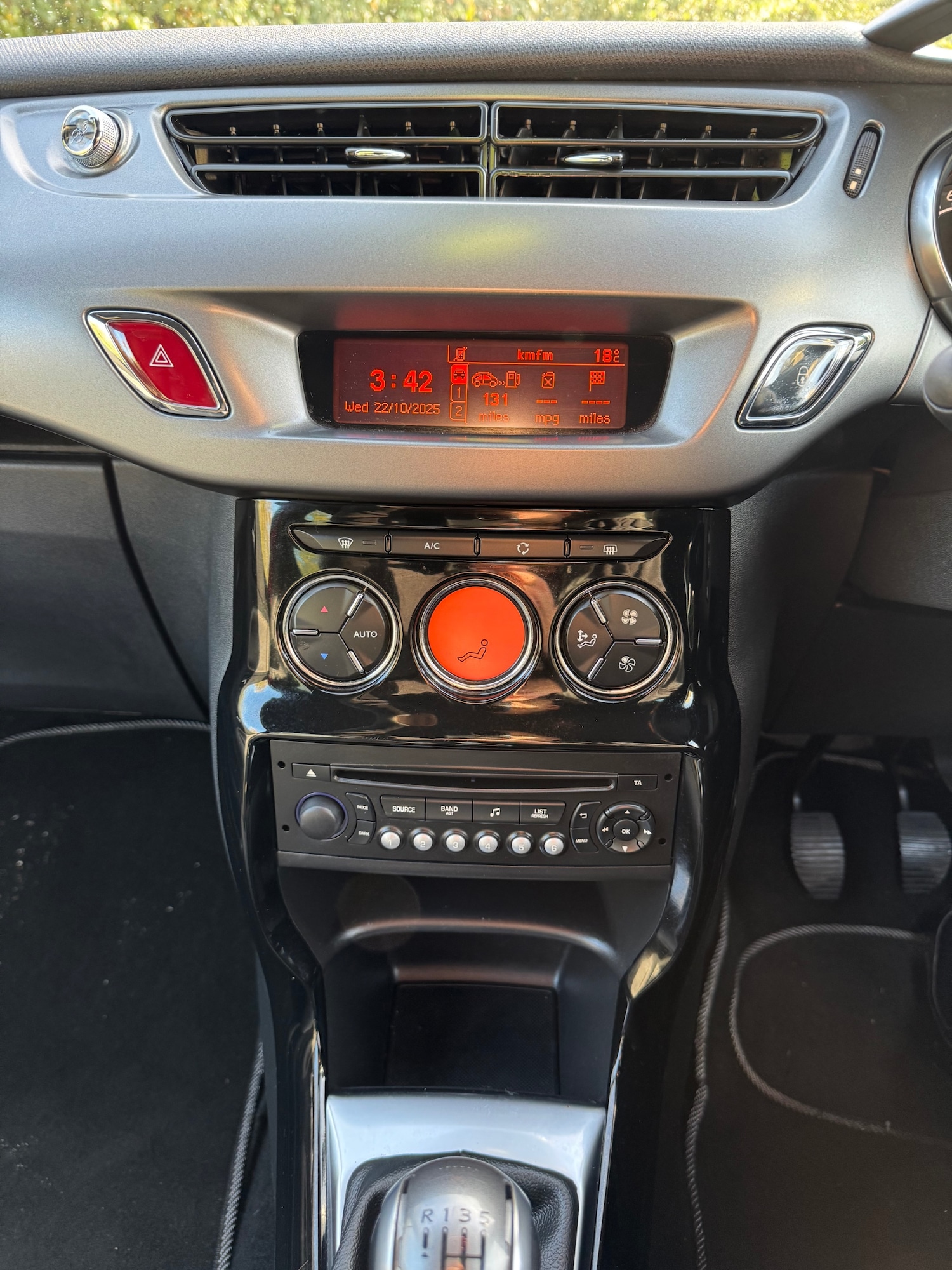 Used Citroen DS3 2015 for sale - 76346186: Photo 16