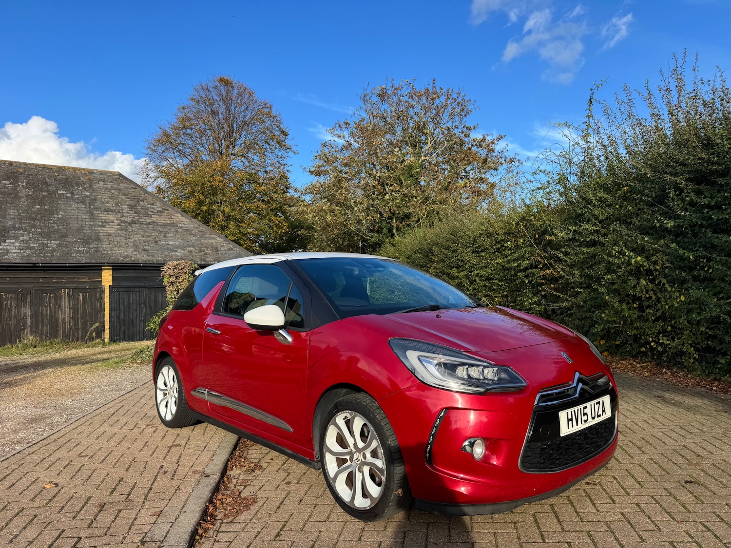 Used Citroen DS3 2015 for sale - 76346186: Photo 3