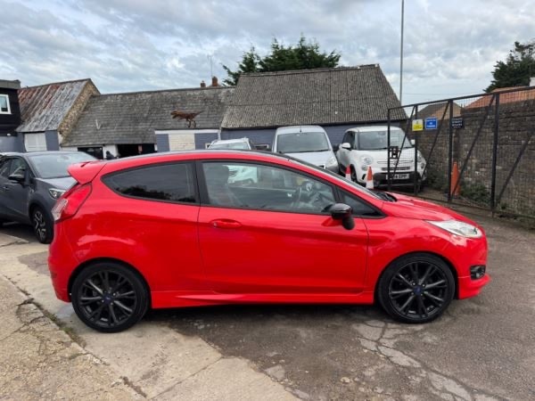 Used Ford Fiesta 2014 for sale - 76694381: Photo 5