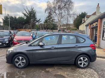 Used BMW 2 Series 2018 for sale - 77038570: Photo