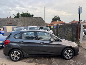 Used BMW 2 Series 2018 for sale - 77038570: Photo