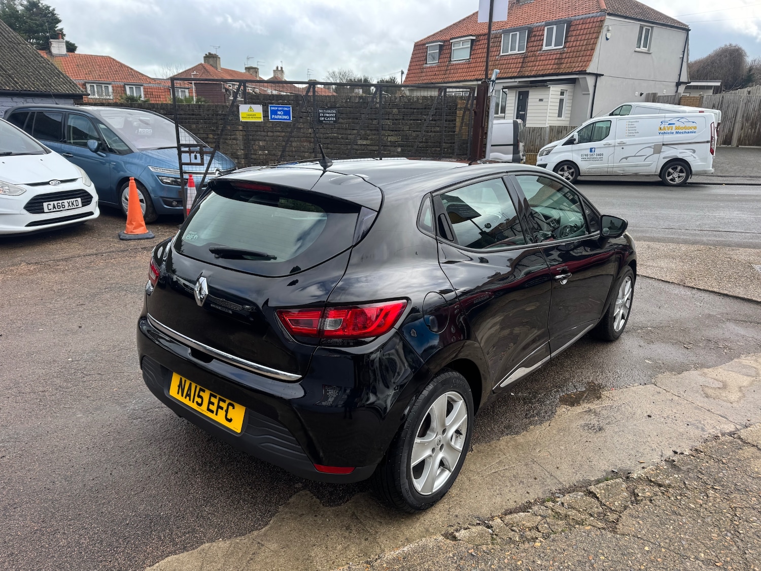 Used Renault Clio 2015 for sale - 77502065: Photo 6
