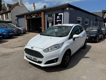 2014 (64) - 1.25 82 Zetec 3dr