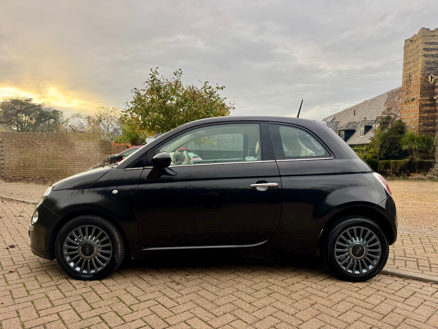 Used Fiat 500 2014 for sale - 76474334: Photo 2