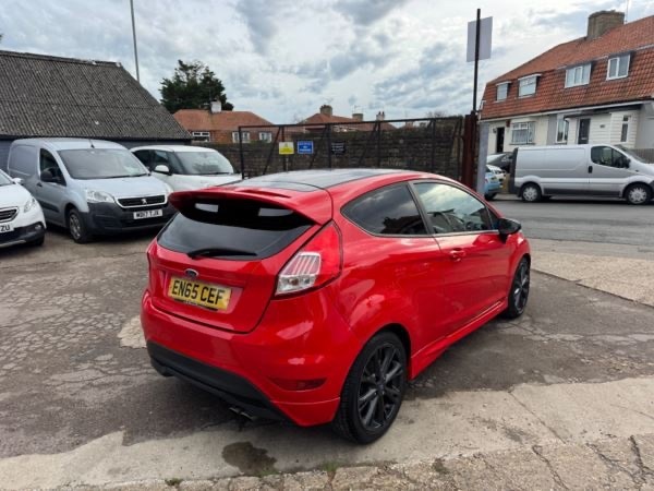 Used Ford Fiesta 2015 for sale - 77245315: Photo 6