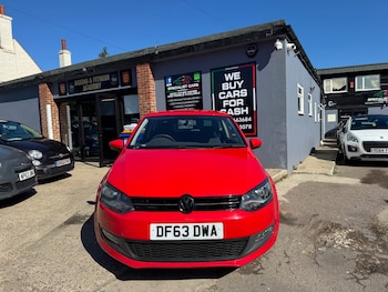 Used Volkswagen Polo 2014 for sale - 75740233: Photo