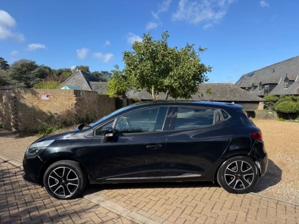 Used Renault Clio 2014 for sale - 77245542: Photo 2