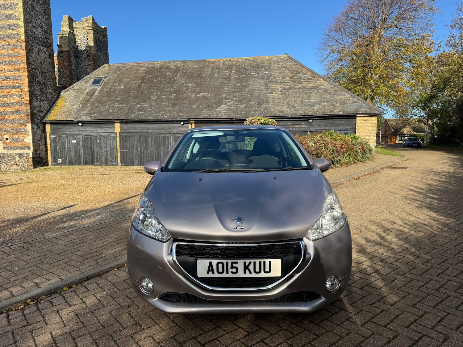Used Peugeot 208 2015 for sale - 76449403: Photo 5