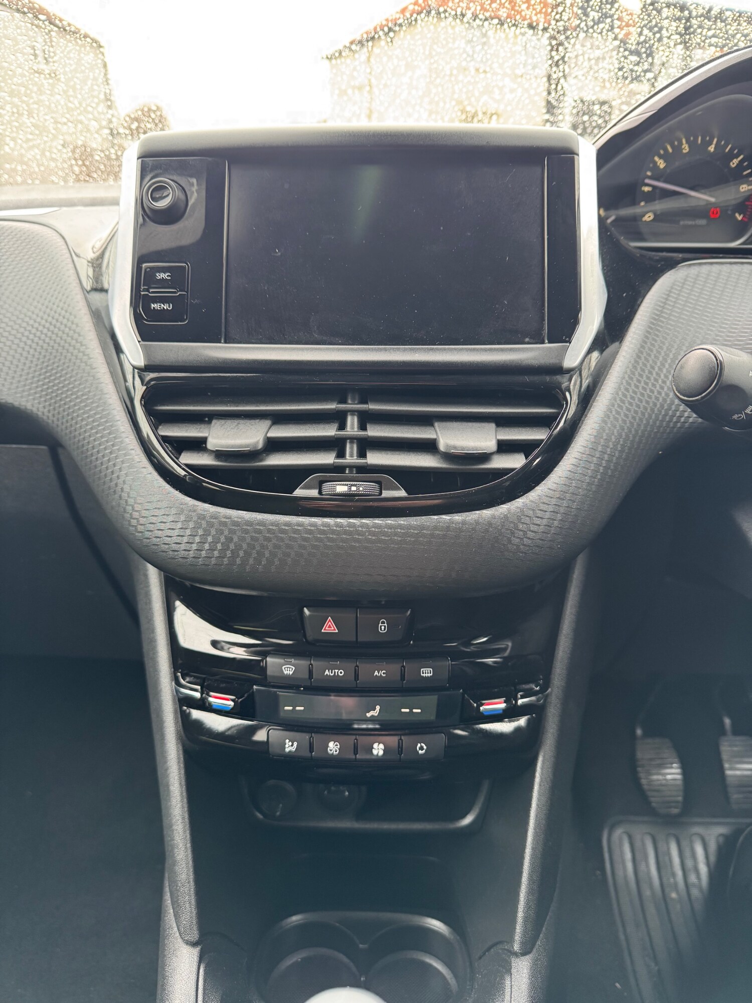 Used Peugeot 208 2018 for sale - 77568083: Photo 15