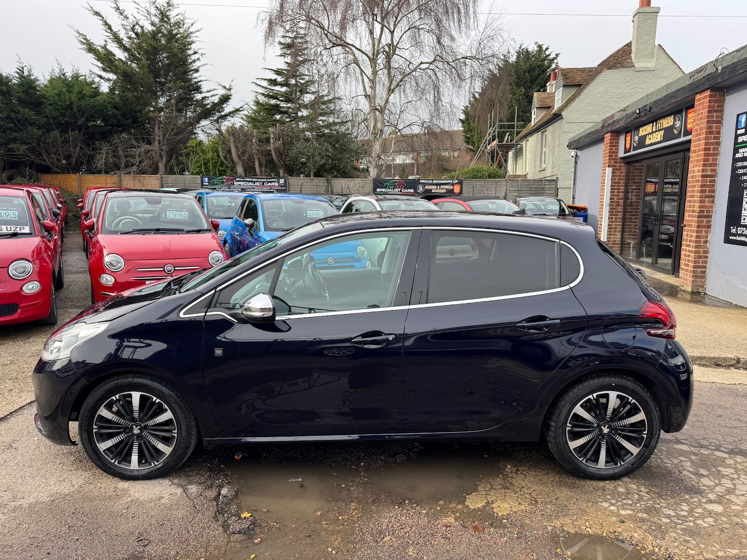 Used Peugeot 208 2018 for sale - 77568083: Photo 2